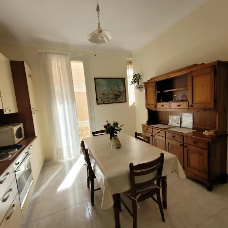 Monaco Vintage Apartment